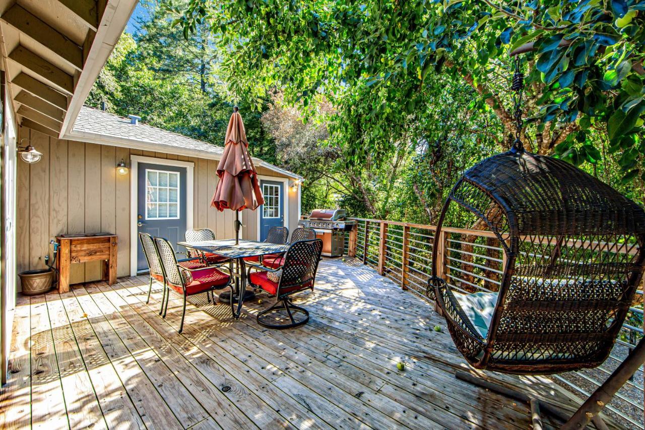 Orchard Near The River Escape Forestville Bagian luar foto